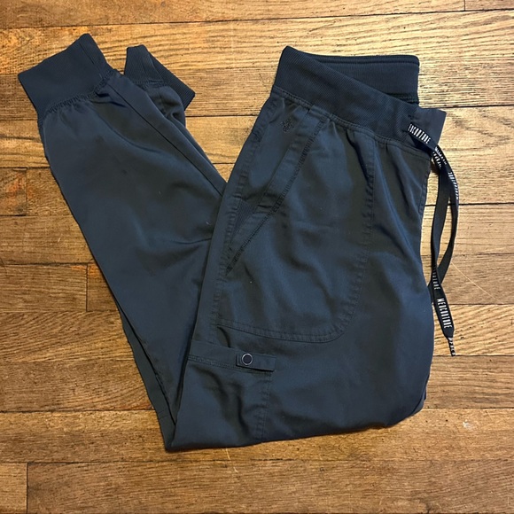 Med Couture Scrub Set - Picture 2 of 2